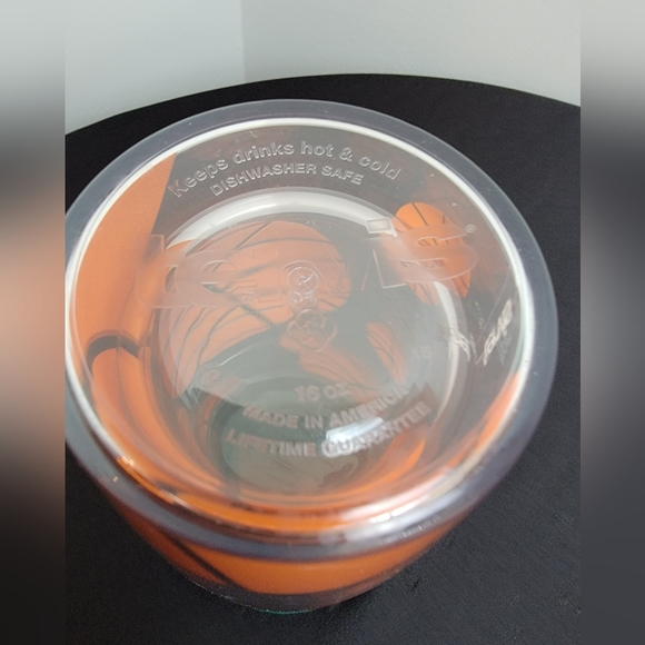 Tervis 16oz.‎ Basketball Tumbler - Picture 6 of 7